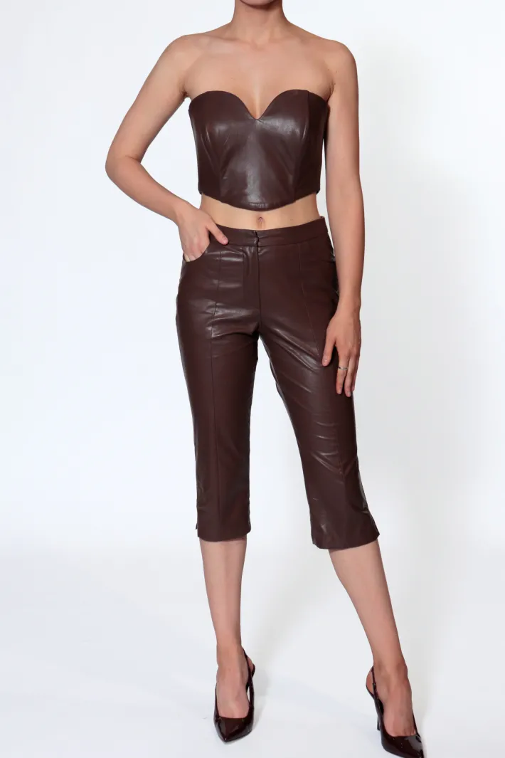 spodnie_capri_dakota_choc_2.webp AGGI Spodnie Capri Dakota Chocolate Brown^ Spodnie | Garnitury